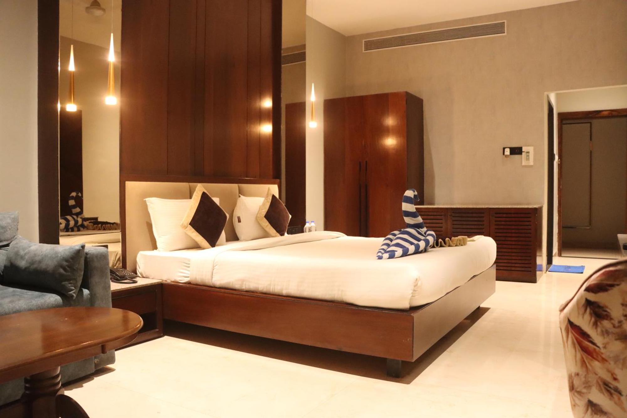 Motel Bilaspur City Esterno foto
