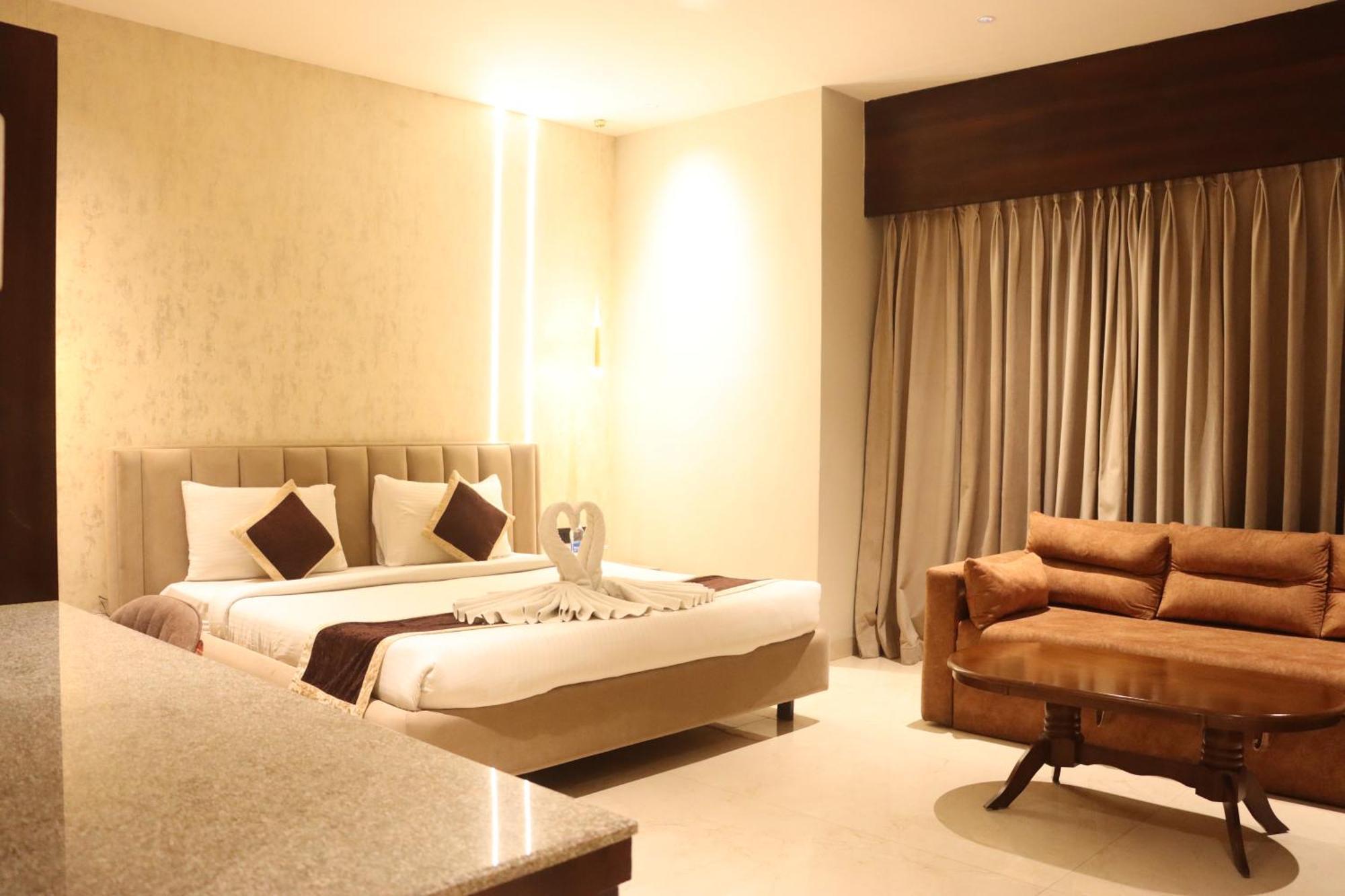Motel Bilaspur City Esterno foto