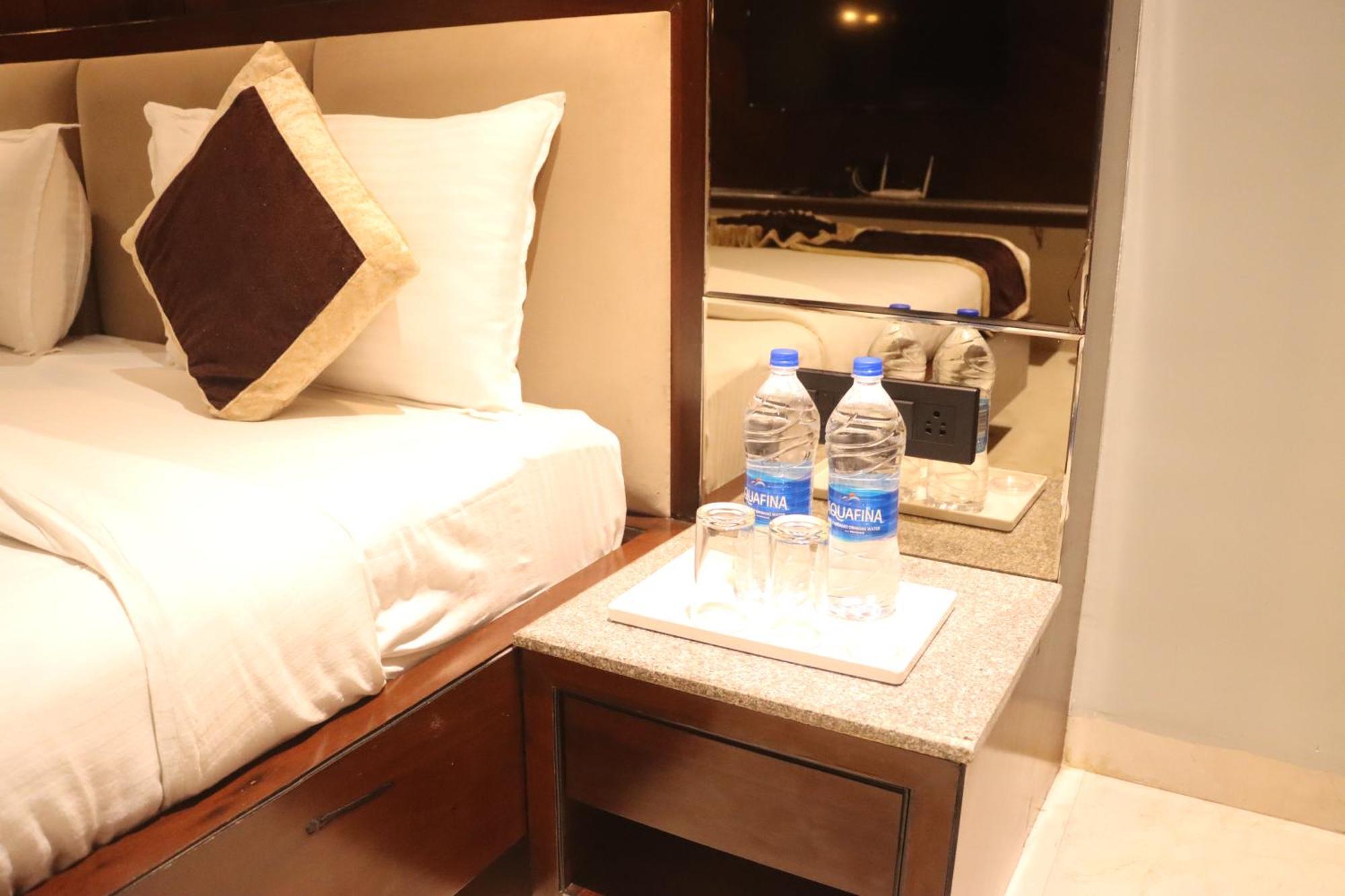 Motel Bilaspur City Esterno foto