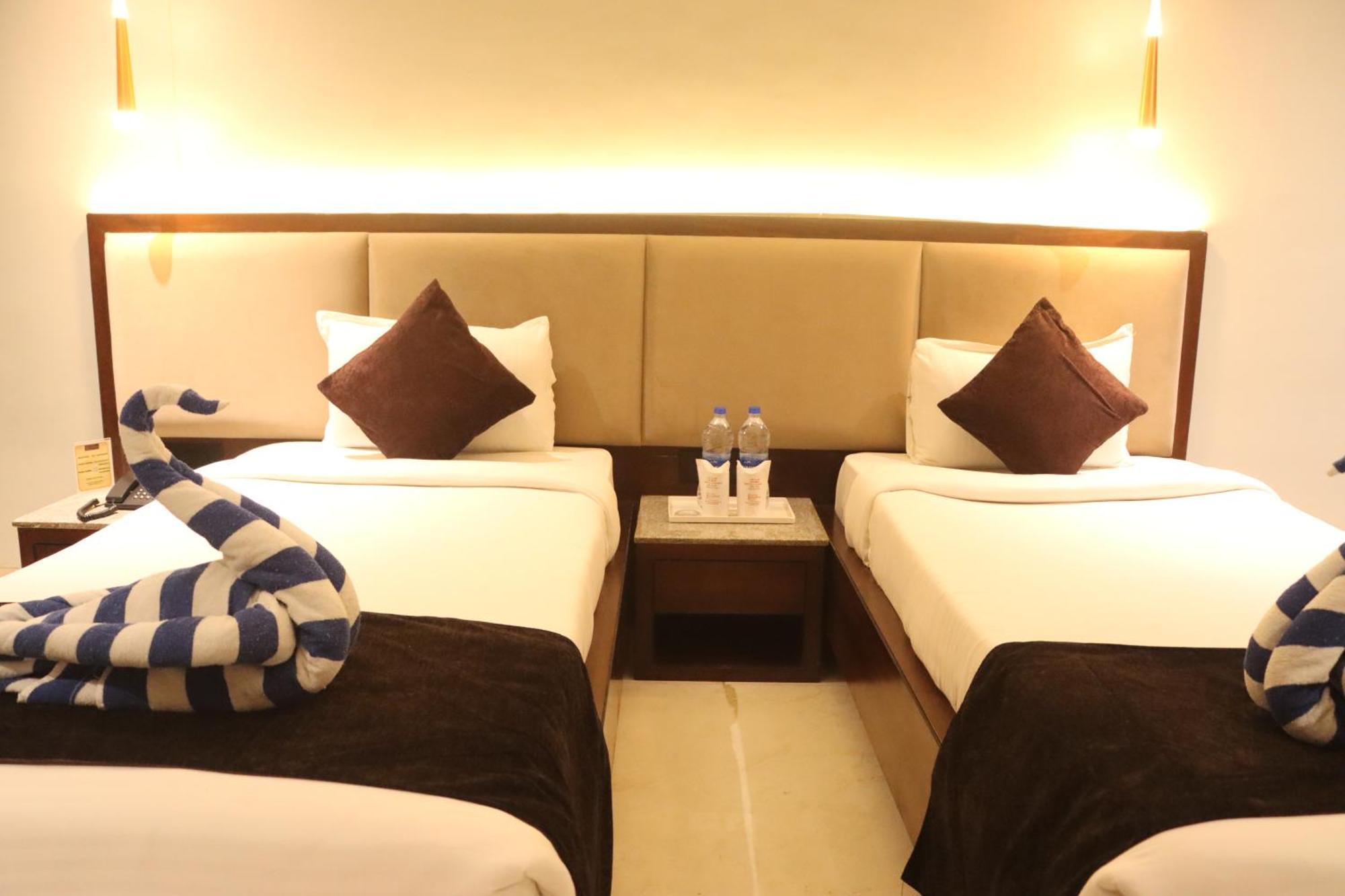 Motel Bilaspur City Esterno foto
