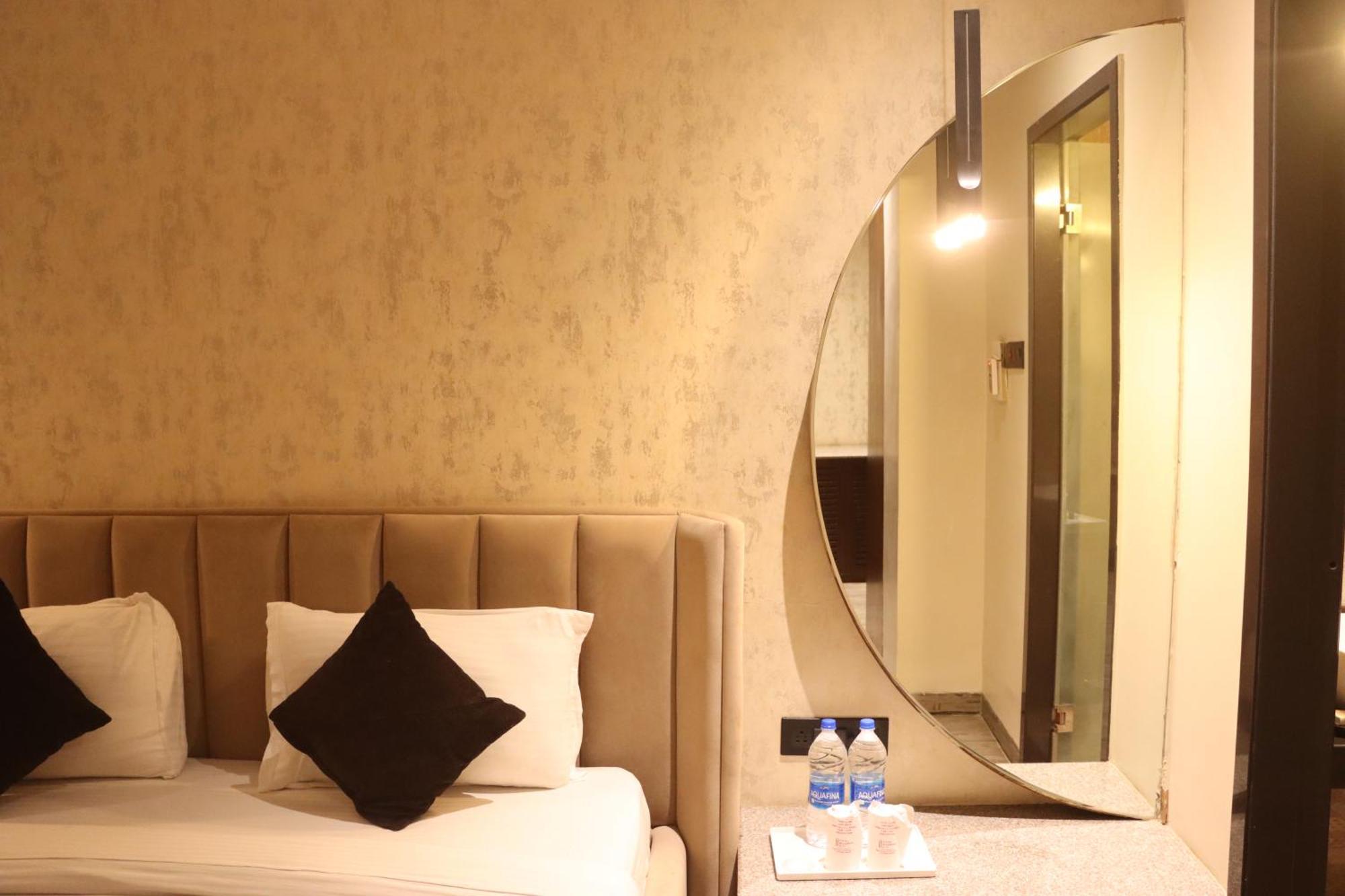 Motel Bilaspur City Esterno foto